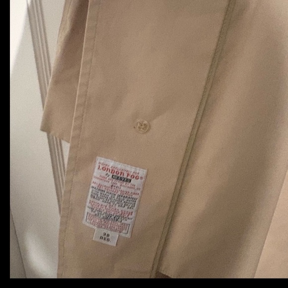 Classic vintage London Fog foggy day main coat tan Trench coat| women L-XL|men M - Picture 3 of 4